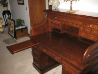 an other roll top desk